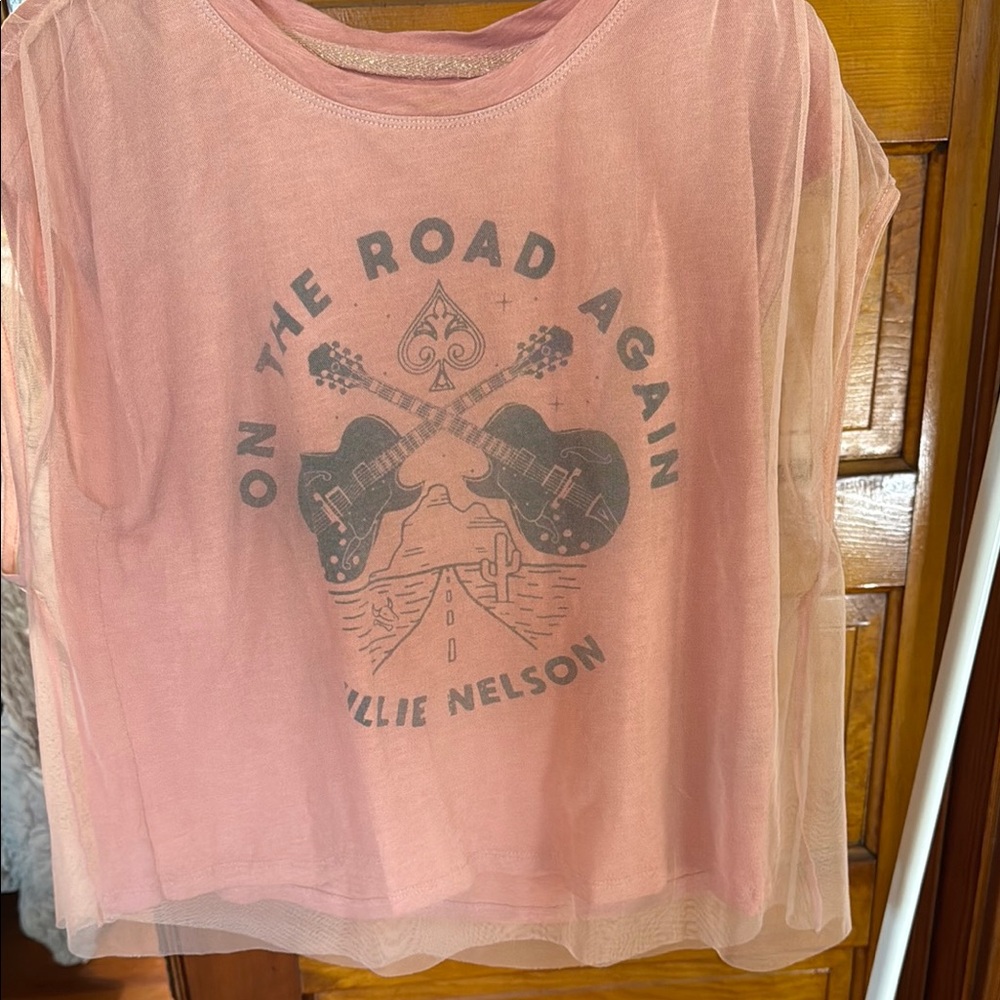 Anthropologie pilcro M Willie Nelson tulle overlay tee.
